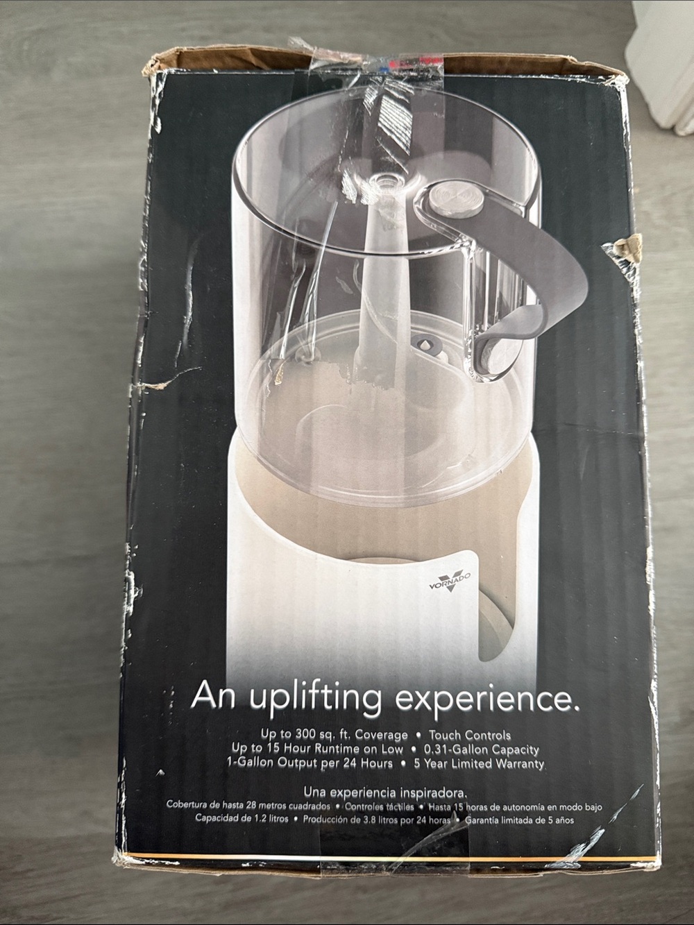 Vornado White Ultrasonic Humidifier - Quiet Home Comfort
